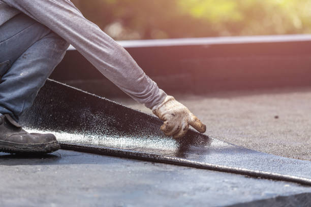 Professional Crawl Space Encapsulation technician working in Newport, WA